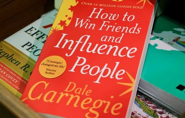 How to win friends and influence people Screenshot 1