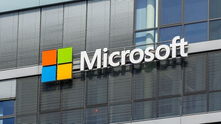Microsoft vs. Apple: Delays in Xbox Mobile Store Launch